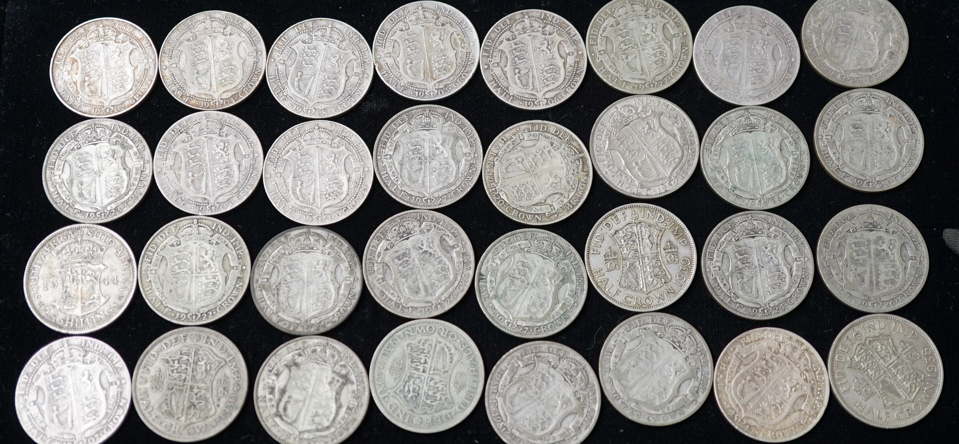 Ten Edward VII silver half crowns and twenty three George V/VI half crowns, various grades mostly below VF